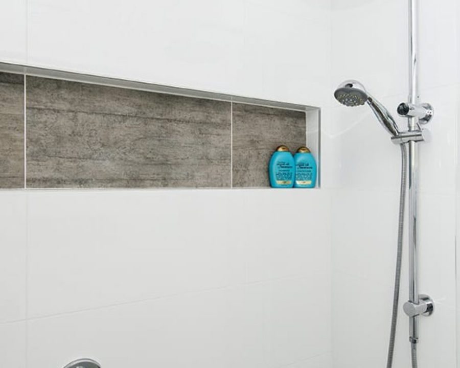 victoria rd thirlmere bath shower